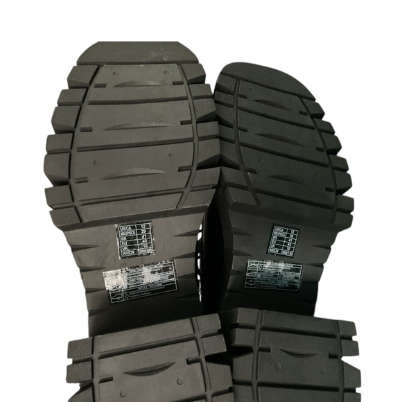 🦄 Forever 21 Glossy Black Moto Boots RT $45 - Picture 11 of 11